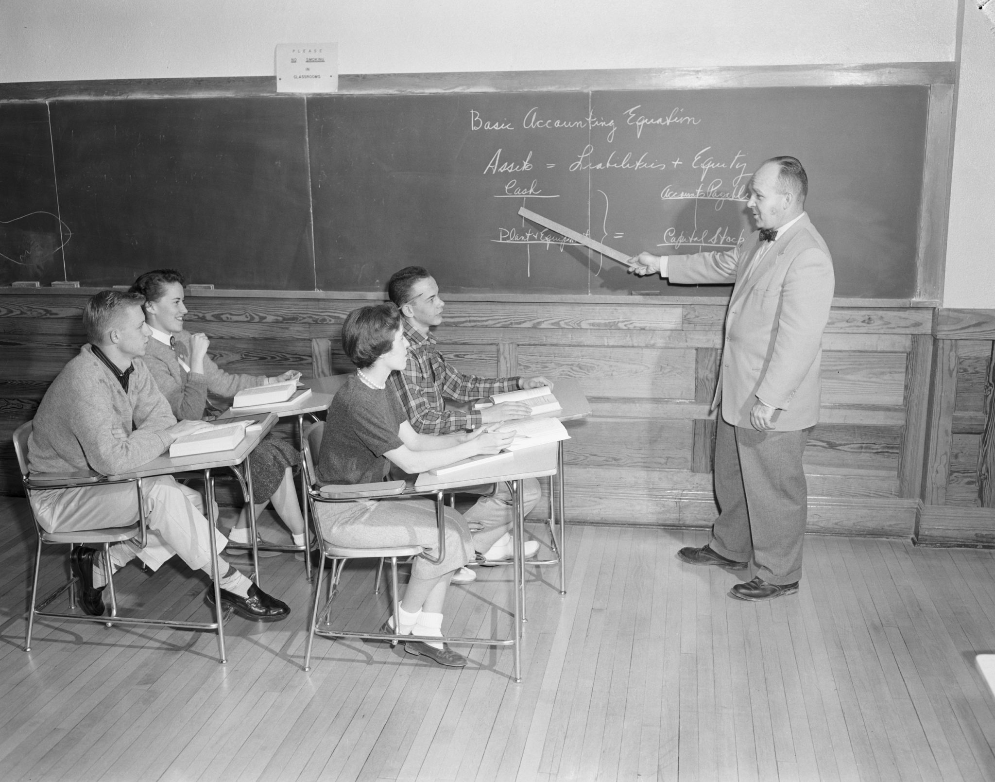Photo of a Business Department class taken on December 19, 1957.